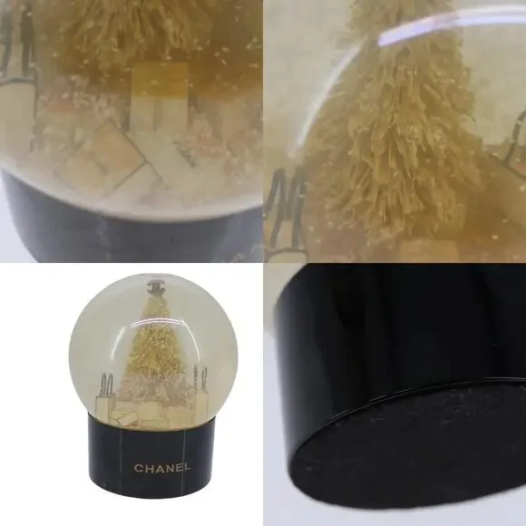 Chanel Christmas Tree Shopper Snow Globe - Picture 5 of 5